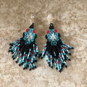 🧜🏼‍♀️🚨Blue & Black Seed Bead Earrings